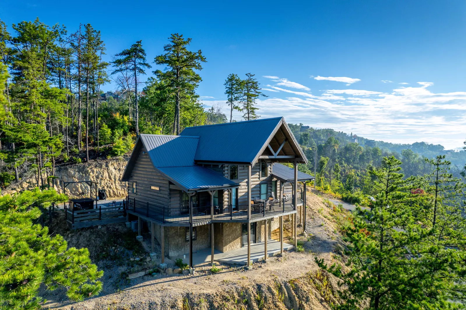 CABIN ON THE ROCKS